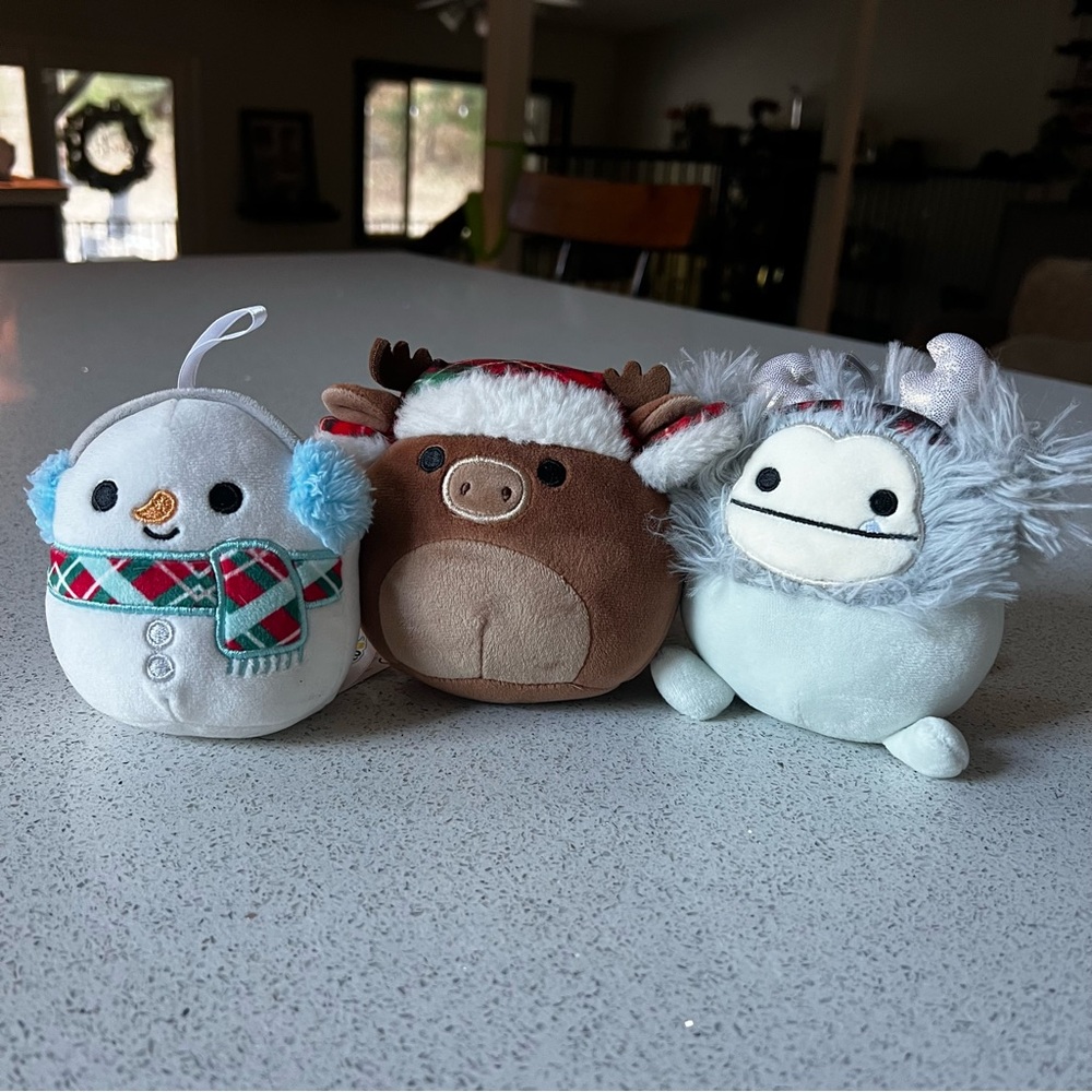 Lot of 3: Holiday Squishmallows
